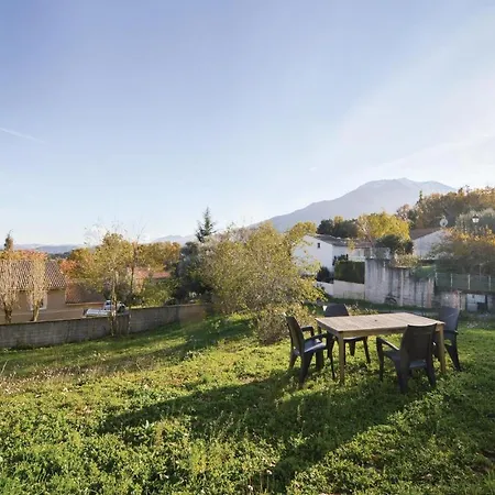 Amazing In Corte With 2 Bedrooms And Wifi Prázdninový dům